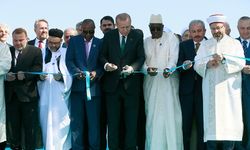 Açılış için dünyanın dört bir yanına davet yolladılar: Bir kişiyi davet etmediler