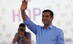 Selahattin Demirtaş'tan 'çeteleşme' uyarısı: İleride 'Bu ayaklar nerede' diye sorulmasın...