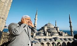 Akit yazarından 'yüksek sesli ezan' benzetmesi: Seslerin en hoşlanılmayanı, şüphesiz eşeğin sesidir