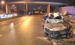 Vatan Caddesi'nde otomobil taklalar atarak karşı şeride geçti: 4 yaralı