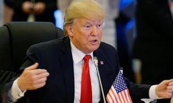 Trump, 'domuz gribini' hatırlatarak Obama ve rakibine yüklendi: 17 bin insan gereksiz yere öldü!