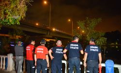 Viyadükte intihara kalkışan kişiyi polis kurtardı