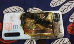 realme XT , şarj esnasında patladı