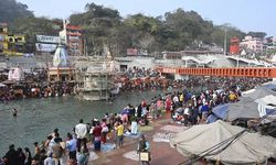 Koronavirüse rağmen yüz binlerce Hindu yürüyecek!