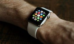 Apple sağlam ve dayanıklı bir akıllı saat için kolları sıvadı