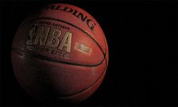 NBA'nın eski yıldızı Shawn Bradley felç kaldı