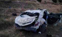 Afyonkarahisar'da uçuruma düşen otomobildeki 1 kişi öldü, 4 kişi yaralandı