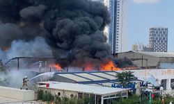 Kartal'da balık restoranı alev alev yandı