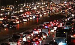 İstanbul'da trafik felç oldu!