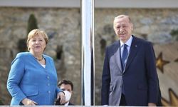 Merkel'le poz veren Erdoğan'dan 'direk' esprisi