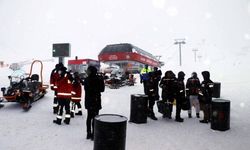 Erciyes'te kar kütlesi altında kalan Kanadalı kayakçı hayatını kaybetti