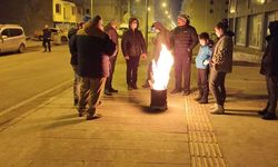 Sınırda şiddetli deprem: Türkiye'de de hissedildi, vatandaşlar sokağa döküldü