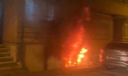 Fatih sabah 05.00'te alevlerle uyandı