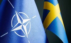 İsveç NATO'ya başvuru belgesini imzaladı