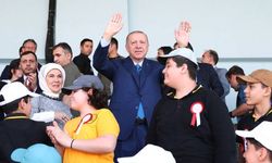 Erdoğan'dan çocuklara: Günlerinizi sadece bilgisayarla ziyan etmeyin