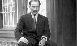 Kabe'nin üzerine Atatürk montajlı fotoğrafa soruşturma