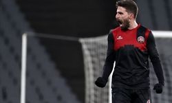 Borini'ye Fener kancası!