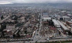 HDP Milletvekili Ali Kenanoğlu: AFAD helikopter dışında deprem bölgelerine ulaşamıyor