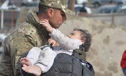 Kimsesiz 175 depremzede çocuk hastanelerde 142’si bakım altında