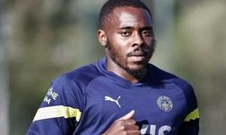 Fenerbahçe'yi "silen" Osayi'ye önce veda etti, sonra paylaşımı sildi!