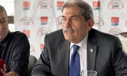 Kılıçdaroğlu'na tutunarak yardım istedi! CHP'li Kenan Nuhut fenalık geçirdi