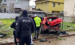 Polisten kaçarken kaldırımdaki yayaya çarptı