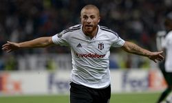 Gökhan Töre yeni takımına imzayı attı