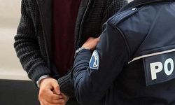 Bildiri dağıtan milletvekili adaylarına gözaltı!