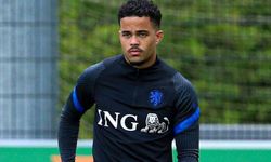 Futbolcu Justin Kluivert'in evi soyuldu! Eşi ve annesine saldırı