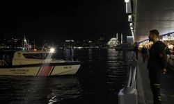 Galata Köprüsü'nden denize atladı boğularak can verdi