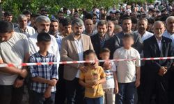 AKP listesinden Meclis'e giren HÜDA PAR'lı Dinç soluğu Hizbullah'a yakın ismin anmasında aldı