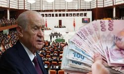 MHP, Bahçeli'ye rağmen emekli zammına hem önerge vermedi hem muhalefetin teklifini reddetti