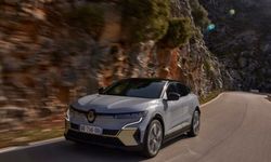 Renault, uzmanlığını Yeni Megane E-Tech %100 Elektrikli’ye aktardı