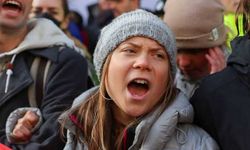 "Gazze'yle birlikteyim" diyen Greta Thunberg İsrail müfredatından siliniyor