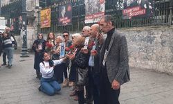 Cumartesi Anneleri beş yıl sonra Galatasaray Meydanı'nda basın açıklaması yaptı