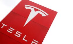 Tesla,120.000 aracını geri çekti