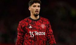 Altay Bayındır Manchester United'da ilk maçına çıkacağı tarih belli oldu