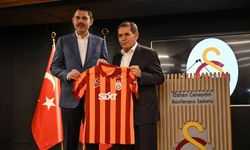 Dursun Özbek'e karşı imza kampanyası başlatıldı: Galatasaray Başkanı sıfatıyla açıklayamazsınız