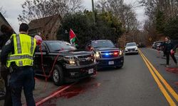 ABD Dışişleri Bakanı Blinken’a ‘kanlı’ protesto! Aracına kırmızı boya atıldı