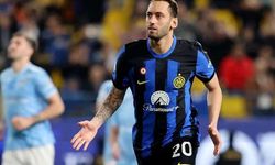 Hakan Çalhanoğlu İtalya'da sezonun en iyi orta saha oyuncusu ödülüne aday