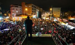 İmamoğlu'nun ilçe turu mitinge döndü!