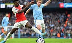 Manchester City ile Arsenal puanları paylaştı! Yeni lider Liverpool