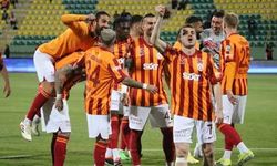 Galatasaray'da yeni sözleşmeler imzalandı