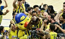 Barcelona kazandı Fenerbahçe Beko garantiledi! Euroleauge'de Türk derbisi