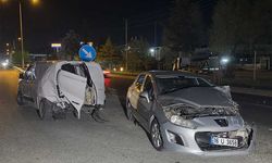 Bursa’da iki araç çarpıştı! Dokuz yaralı