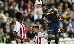 Fenerbahçe şampiyonluk yarışında Sivasspor'a takıldı!