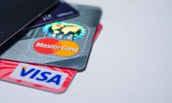 Tüketiciler dava açtı! Visa ve Mastercard'a dev ceza