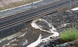 Yozgat'ta sağanak yağış: Bir yıl önce açılan YHT hattı ikinci kez hasar gördü
