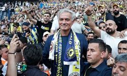 Mourinho'nun Fenerbahçe'deki gözdesi belli oldu! Yönetime "mutlaka kalmalı" dedi