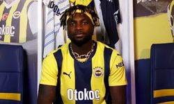 Fenerbahçe'nin yeni transferi Saint-Maximin'den Galatasaray taraftarına fotoğraflı yanıt